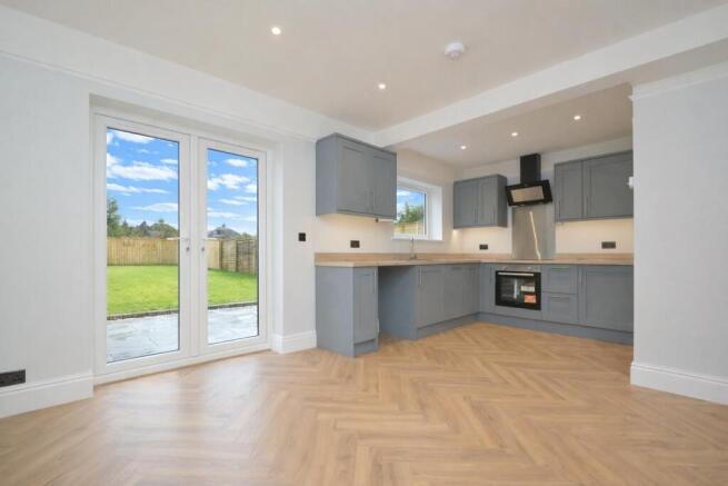 Kitchen4.jpg