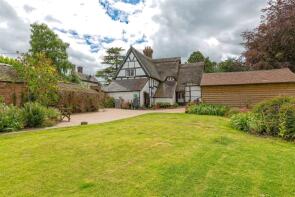 Yew Tree Cottage, White House Junction A442 To Hill Cottage Junction, Shrewsbury SY4 5LE