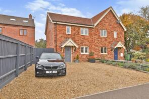 2, Robinia Cottages, Mill Lane, King's Lynn PE31 8RX