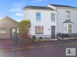 Maenayron, Napier Street, Cardigan SA43 1ED