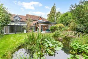 Pond House, Alton Road, West Meon GU32 1LQ