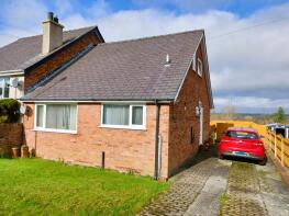 24 Llys Caron, Rhosfryn, Bangor LL57 2DL
