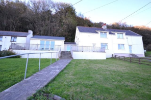 2, Llanmiloe Bach, Laugharne To Pendine, Llanmiloe, Carmarthen SA33 4UB
