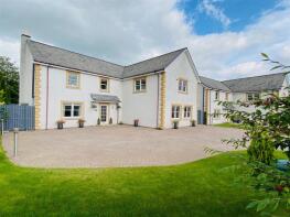 5, Holmwood Park, Crossford, Carluke ML8 5SZ