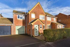 3, Camelia Close, Havant PO9 2FQ