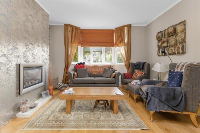 12 Longrood Road