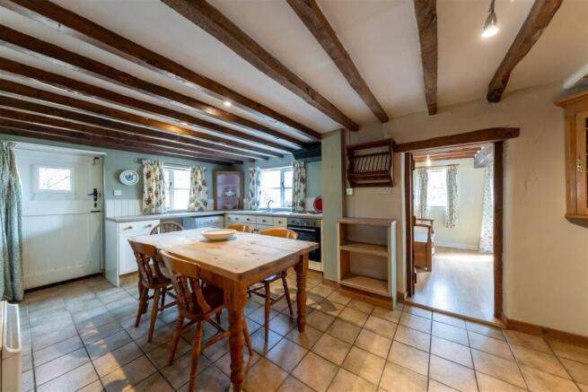 Laburnum Cottage-001.jpg