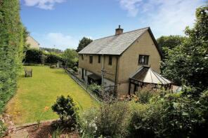 Stoneleigh, Orchard Court, Lamerton PL19 8SF