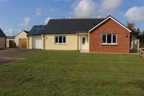 19, Bowett Close, Hundleton, Pembroke SA71 5RY