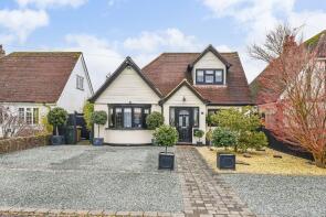 17, Courtlands Way, Bognor Regis PO22 6AW