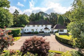 Tall Trees, Goodley Stock Road, Crockham Hill TN8 6TA