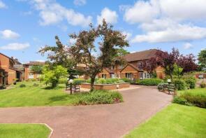 Flat 27, 74 Beck Court, Beck Lane, Beckenham BR3 4RB