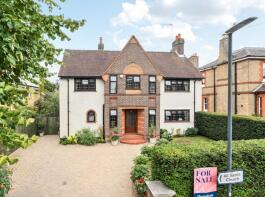 13a, Queens Road, Hertford SG13 8AY