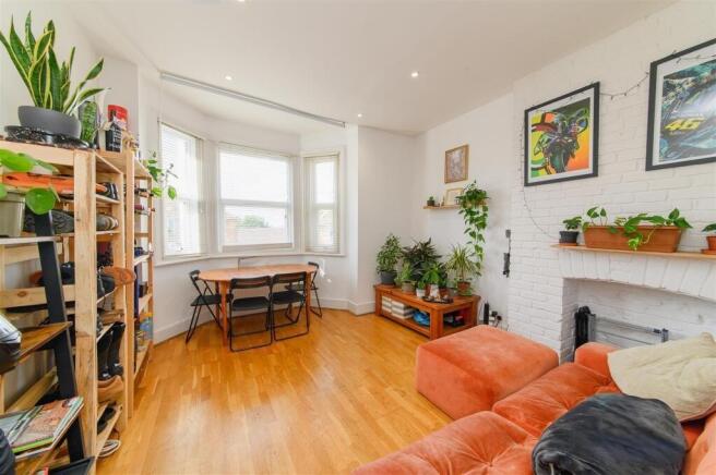 Reception room - Sunningfields Crescent.jpeg