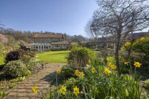 Mollands, Compton Road, Compton Pauncefoot, Yeovil BA22 7EN