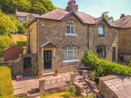 28, Staups Lane, Halifax HX3 7AB