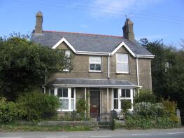Castle View, A496 From Llanfihangel Y Traethau To Wern Access Road, Ynys, Talsarnau LL47 6TL