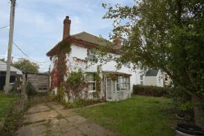 14 Housewood Cottage, Circular Road, Deal CT14 0LT