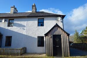 1, Kirkton Cottage, Shiel Bridge - Mam Ratagan - Glean Beag Road Junction, Kyle IV40 8JR