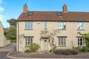 44, Hawthorne Drive, Bradwell Village, Burford OX18 4XF
