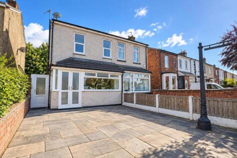 Cemetery Road, Southport