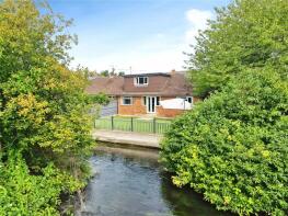 12, Kiln Road, Newbury RG14 2HA