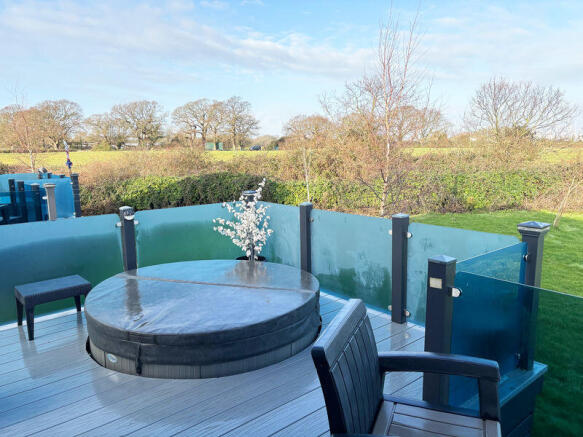 Decking & Hot Tub