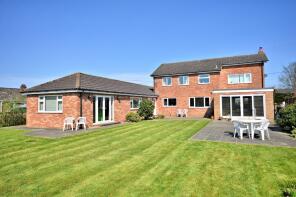 Rivendell, Whissonsett Road, Dereham NR20 5DU