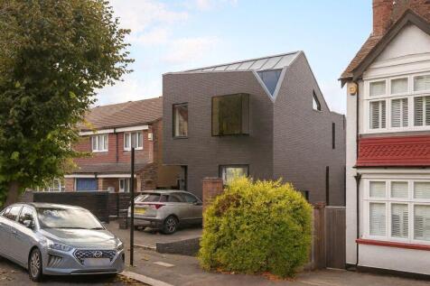 Heathhurst Road, South Croydon