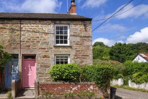 1, Post Office Row, Gweek, Helston TR12 6TU