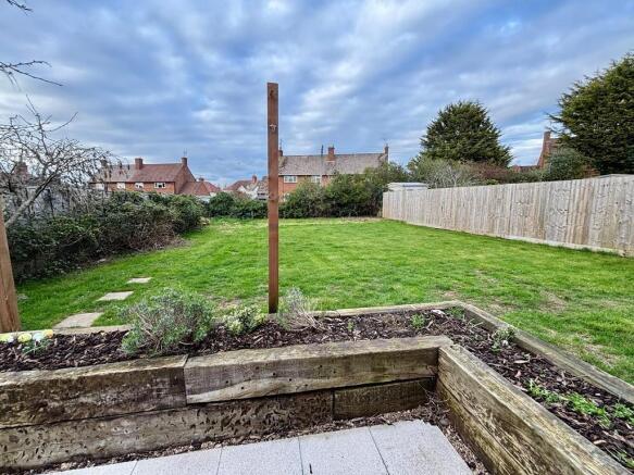 Garden 1.JPEG