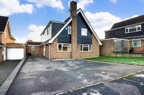 12, Elm Way, Northampton NN7 2BT