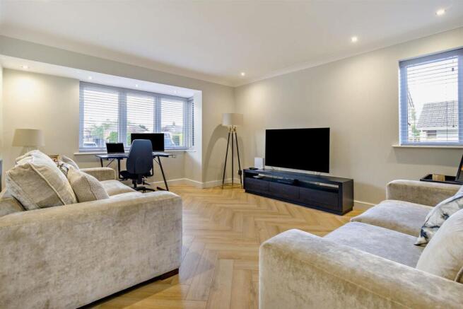 8705541-interior01-800.jpg