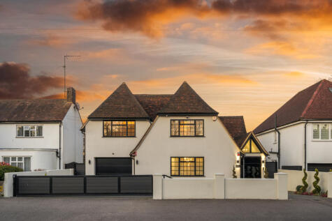 Cassiobury Drive, Cassiobury