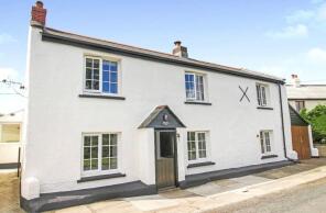 Moor View, Western Side, Holsworthy EX22 6RR