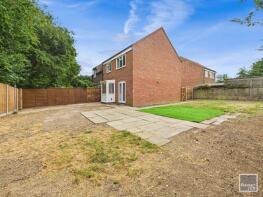 22, Lushington Close, Norwich NR5 9AU