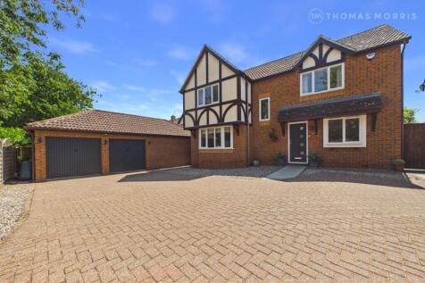 Hawkesford Way, St. Neots, Cambridgeshire, PE19
