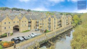 1, Canal Bank View, Rodley, Leeds LS13 1RG