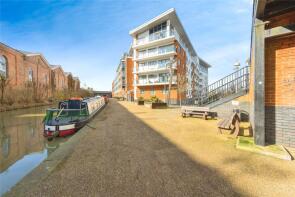 18, Trevithick Court, Lonsdale, Milton Keynes MK12 5FN