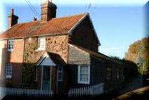 2, Kiln Cottages, Lower Street, Colchester CO7 6JZ