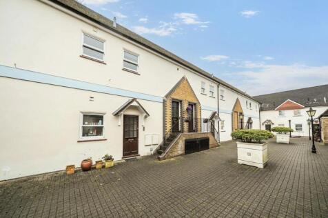 Quadrangle Mews, Stanmore, HA7