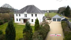 Thornton House, C1301 From Llanpumsaint To Bancyffordd, Llanpumsaint, Carmarthen SA33 6BS