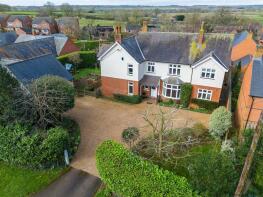 Ivydene, High Street, Northampton NN6 6DD