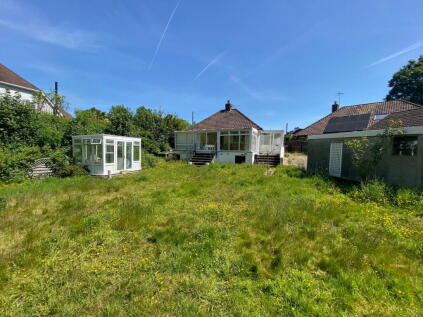 May Avenue, Lymington, SO41