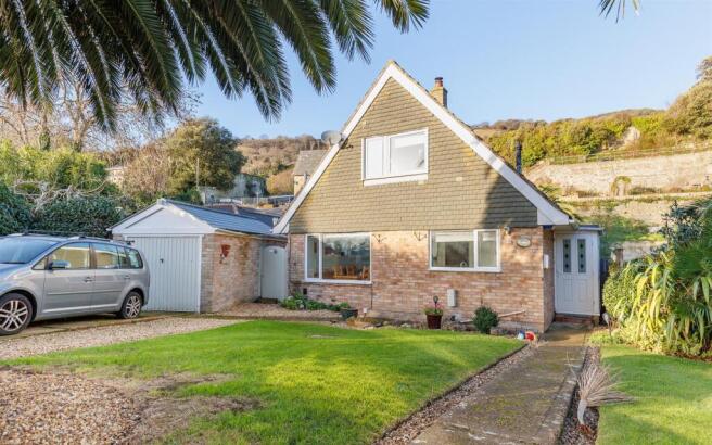 Chalet bungalow in Bonchurch
