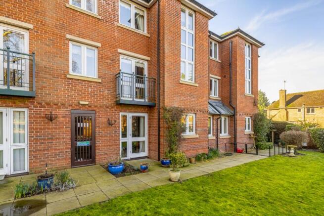 53 Georgian Court (Spalding)-14