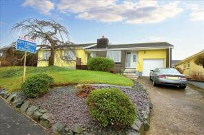19, Hazel Grove, Llanstadwell, Milford Haven SA73 1EW