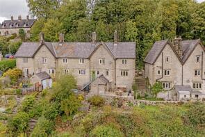46, Middle Row, Cressbrook SK17 8SX