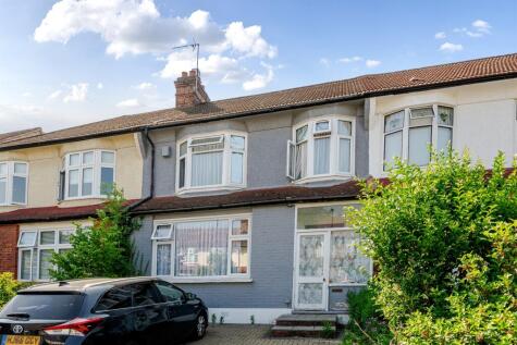 Sittingbourne Avenue, Enfield