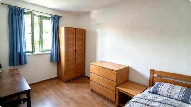 Room 4.